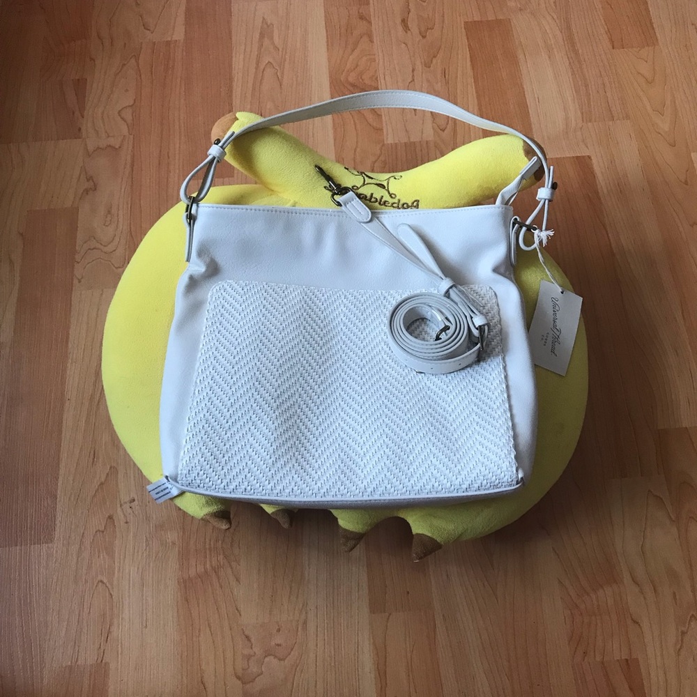 Zip Closure Bucket Bag-Universal Thread